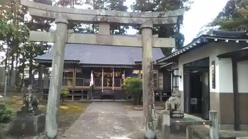 白山神社の鳥居