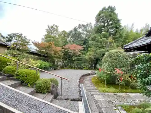 養徳院の庭園