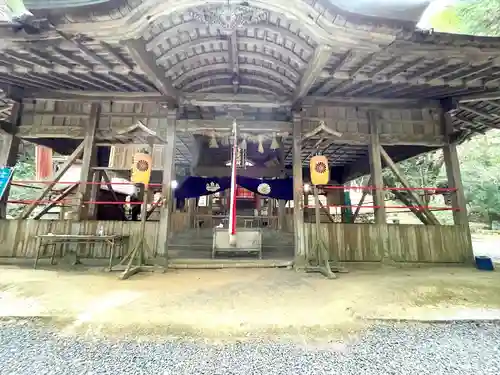 高倉神社の本殿・本堂
