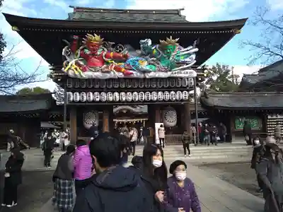 寒川神社の山門・神門
