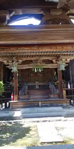 下新川神社の本殿