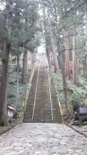 久遠寺の建物その他