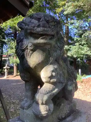 神明社（宮浦）の狛犬