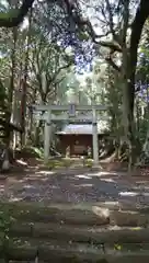 唐臼神社の建物その他