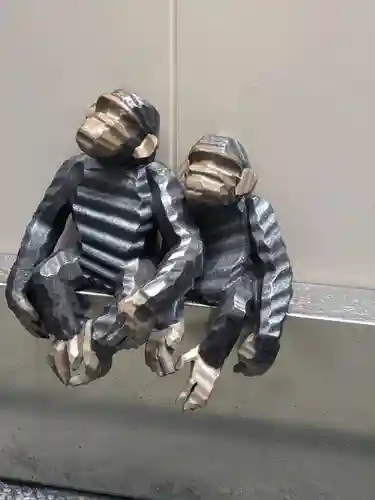 宝童稲荷神社の像