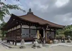 仁和寺の本殿