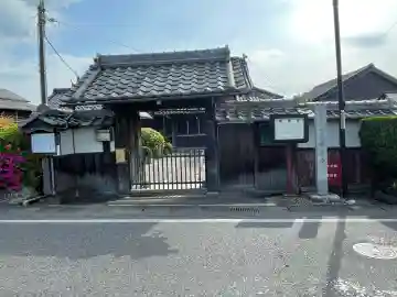 誓善寺の{uncategorized: "未分類", other: "その他", undefined: "問題あり", building: "その他建物", grave: "お墓", sacred_gate: "鳥居", guardian: "狛犬", statue: "像", buddha: "仏像", history: "歴史", nature: "自然", garden: "庭園", animal: "動物", pagoda: "塔", temizu: "手水舎", mountain_gate: "山門・神門", sanctuary: "本殿・本堂", subordinate: "末社・摂社", art: "芸術", scenery: "景色", jizo: "地蔵", ema: "絵馬", goshuin: "御朱印", omikuji: "おみくじ", items: "授与品その他", amulet: "お守り", goshuincho: "御朱印帳", eats: "食事", festival: "お祭り", votive_dance: "神楽", shichigosan: "七五三参", wedding: "結婚式", experience: "体験その他", initially: "初詣", around: "周辺", anti_infection: "感染症対策"}