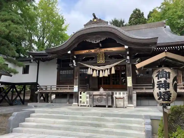 湯倉神社の本殿・本堂