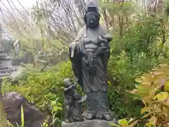 御誕生寺（猫寺）の仏像