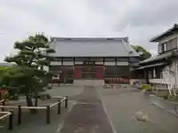 行明寺の本殿・本堂