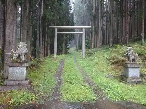 白峯神社の鳥居