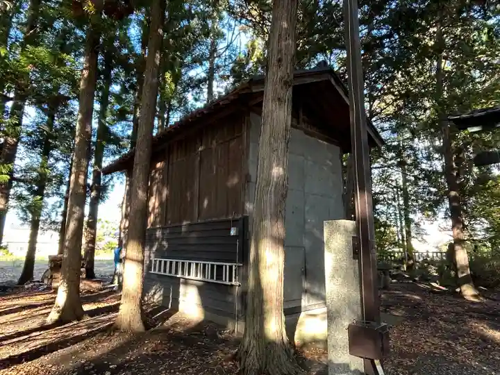 八幡社日吉社合殿(長野県)