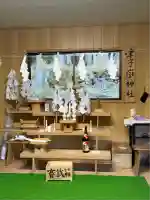 粟島大明神の本殿・本堂