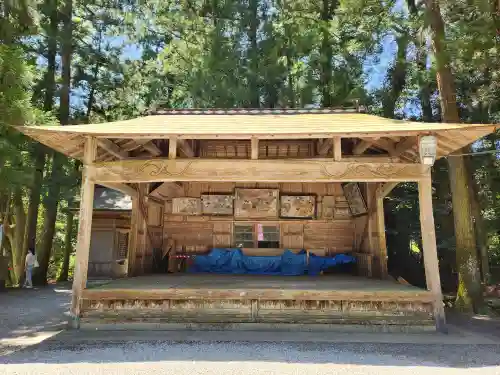 庭田神社の建物その他