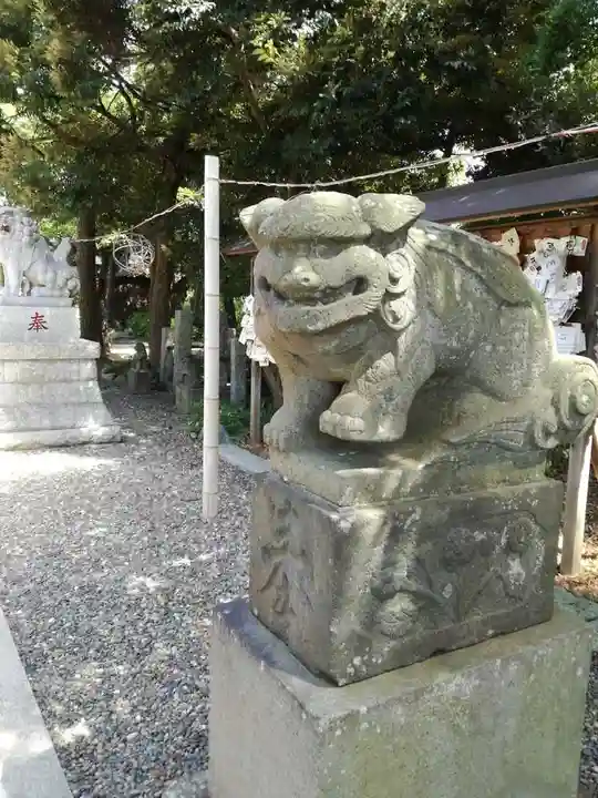菊田神社の狛犬
