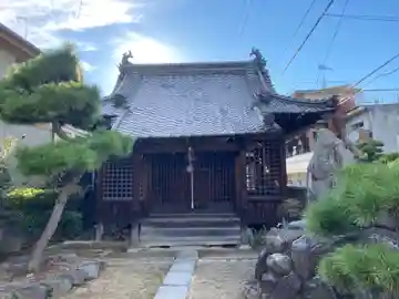 丹生神社の本殿・本堂