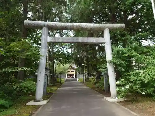 音更神社の鳥居