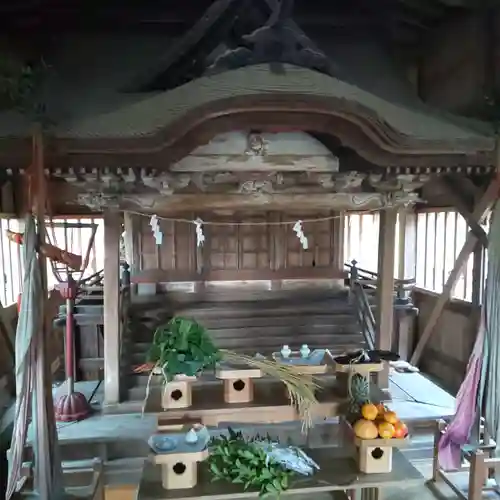 三柱神社（駒場町）の本殿・本堂