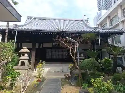 冷雲院の{uncategorized: "未分類", other: "その他", undefined: "問題あり", building: "その他建物", grave: "お墓", sacred_gate: "鳥居", guardian: "狛犬", statue: "像", buddha: "仏像", history: "歴史", nature: "自然", garden: "庭園", animal: "動物", pagoda: "塔", temizu: "手水舎", mountain_gate: "山門・神門", sanctuary: "本殿・本堂", subordinate: "末社・摂社", art: "芸術", scenery: "景色", jizo: "地蔵", ema: "絵馬", goshuin: "御朱印", omikuji: "おみくじ", items: "授与品その他", amulet: "お守り", goshuincho: "御朱印帳", eats: "食事", festival: "お祭り", votive_dance: "神楽", shichigosan: "七五三参", wedding: "結婚式", experience: "体験その他", initially: "初詣", around: "周辺", anti_infection: "感染症対策"}