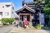 康全寺の{uncategorized: "未分類", other: "その他", undefined: "問題あり", building: "その他建物", grave: "お墓", sacred_gate: "鳥居", guardian: "狛犬", statue: "像", buddha: "仏像", history: "歴史", nature: "自然", garden: "庭園", animal: "動物", pagoda: "塔", temizu: "手水舎", mountain_gate: "山門・神門", sanctuary: "本殿・本堂", subordinate: "末社・摂社", art: "芸術", scenery: "景色", jizo: "地蔵", ema: "絵馬", goshuin: "御朱印", omikuji: "おみくじ", items: "授与品その他", amulet: "お守り", goshuincho: "御朱印帳", eats: "食事", festival: "お祭り", votive_dance: "神楽", shichigosan: "七五三参", wedding: "結婚式", experience: "体験その他", initially: "初詣", around: "周辺", anti_infection: "感染症対策"}