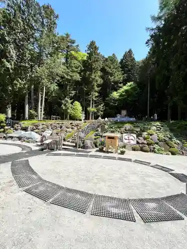 不二阿祖山太神宮(山梨県)