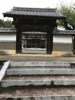 法楽寺の山門・神門