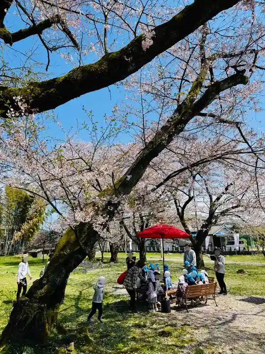 守りの神 藤基神社(新潟県)
