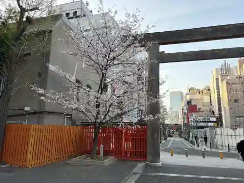 生田神社の{uncategorized: "未分類", other: "その他", undefined: "問題あり", building: "その他建物", grave: "お墓", sacred_gate: "鳥居", guardian: "狛犬", statue: "像", buddha: "仏像", history: "歴史", nature: "自然", garden: "庭園", animal: "動物", pagoda: "塔", temizu: "手水舎", mountain_gate: "山門・神門", sanctuary: "本殿・本堂", subordinate: "末社・摂社", art: "芸術", scenery: "景色", jizo: "地蔵", ema: "絵馬", goshuin: "御朱印", omikuji: "おみくじ", items: "授与品その他", amulet: "お守り", goshuincho: "御朱印帳", eats: "食事", festival: "お祭り", votive_dance: "神楽", shichigosan: "七五三参", wedding: "結婚式", experience: "体験その他", initially: "初詣", around: "周辺", anti_infection: "感染症対策"}