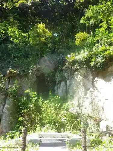 合槌稲荷社跡（遺構）の景色