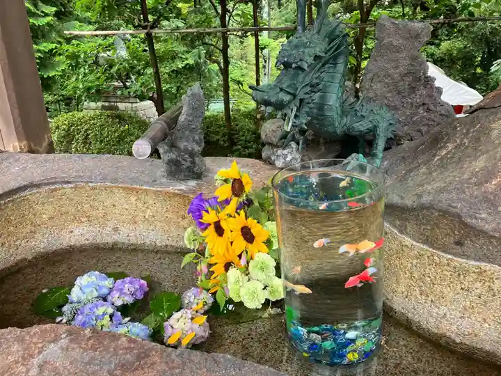 白山宮の手水舎