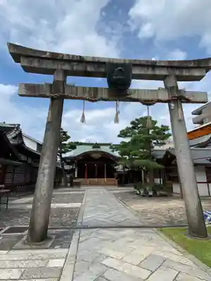 京都ゑびす神社の鳥居