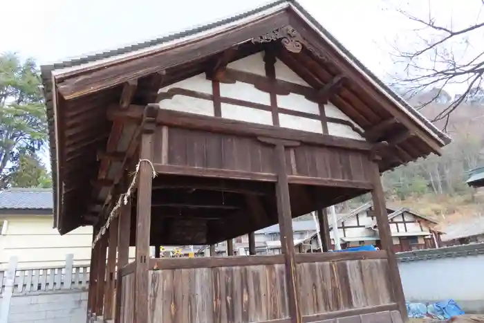 糸碕神社の建物その他