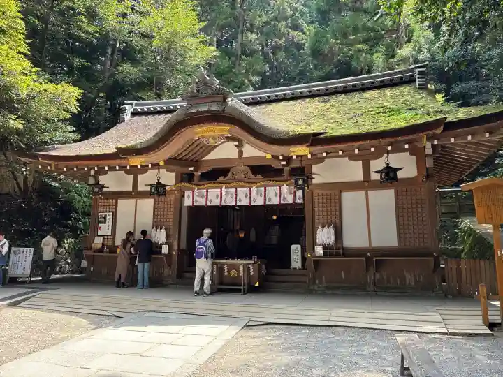 狭井坐大神荒魂神社(狭井神社)(奈良県)