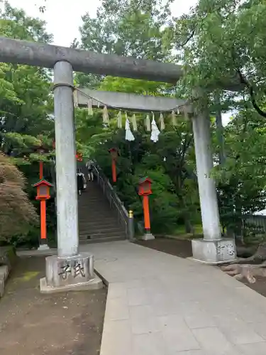 穴八幡宮の鳥居