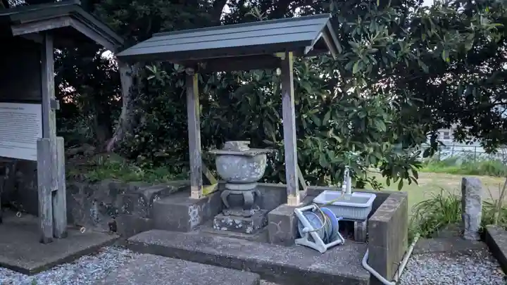 國司神社の手水舎