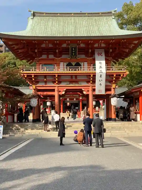 生田神社の山門・神門