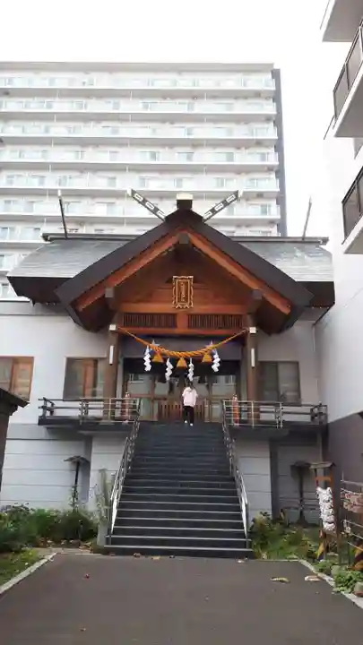 札幌祖霊神社の本殿・本堂