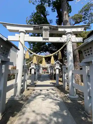 芳川神社の鳥居