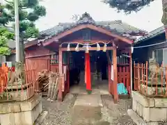 稲荷神社の本殿