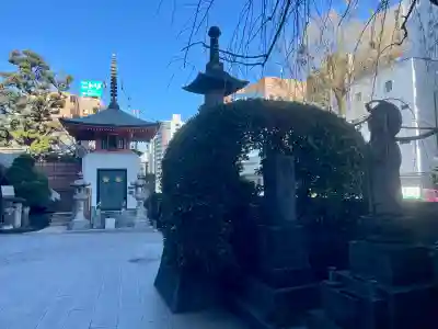 大聖院の{uncategorized: "未分類", other: "その他", undefined: "問題あり", building: "その他建物", grave: "お墓", sacred_gate: "鳥居", guardian: "狛犬", statue: "像", buddha: "仏像", history: "歴史", nature: "自然", garden: "庭園", animal: "動物", pagoda: "塔", temizu: "手水舎", mountain_gate: "山門・神門", sanctuary: "本殿・本堂", subordinate: "末社・摂社", art: "芸術", scenery: "景色", jizo: "地蔵", ema: "絵馬", goshuin: "御朱印", omikuji: "おみくじ", items: "授与品その他", amulet: "お守り", goshuincho: "御朱印帳", eats: "食事", festival: "お祭り", votive_dance: "神楽", shichigosan: "七五三参", wedding: "結婚式", experience: "体験その他", initially: "初詣", around: "周辺", anti_infection: "感染症対策"}