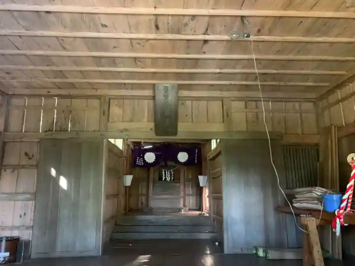 熊野神社の本殿・本堂