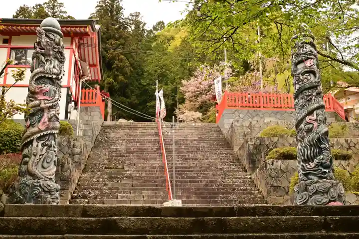 金櫻神社(山梨県)