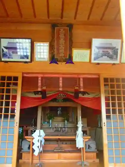 高久蕎高神社の本殿