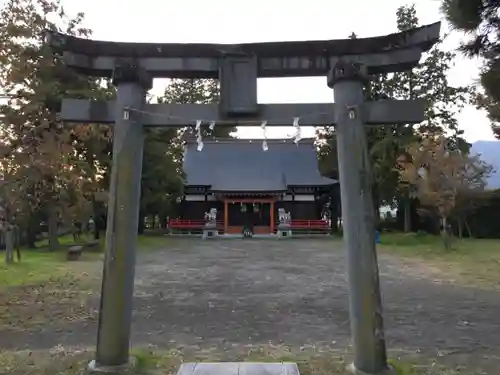 甲斐奈神社の鳥居