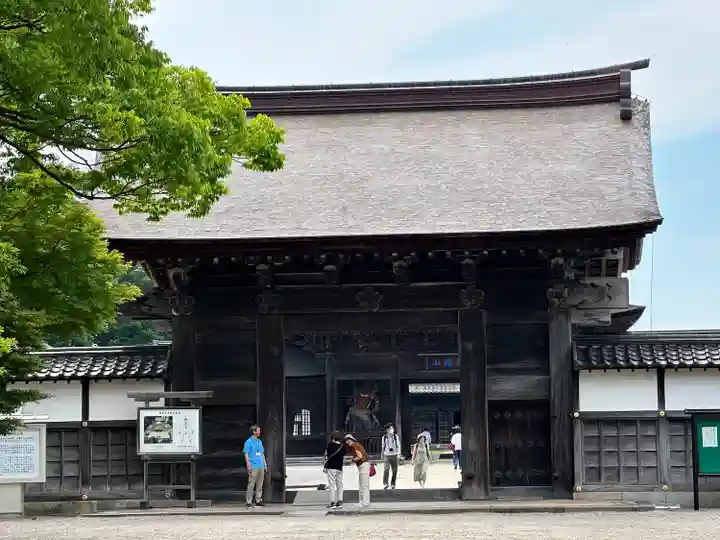 瑞龍寺(富山県)