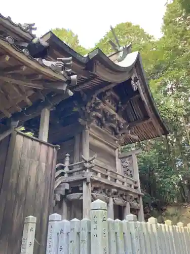 八幡神社の本殿・本堂