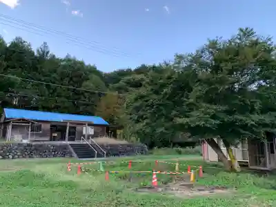 民草神社の周辺