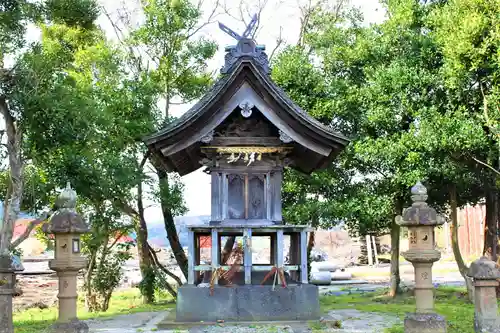 艫田神社の本殿