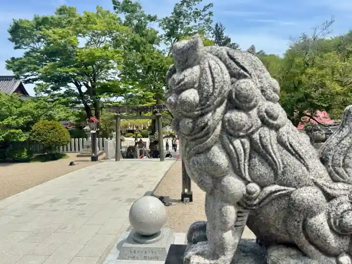 金蛇水神社の{uncategorized: "未分類", other: "その他", undefined: "問題あり", building: "その他建物", grave: "お墓", sacred_gate: "鳥居", guardian: "狛犬", statue: "像", buddha: "仏像", history: "歴史", nature: "自然", garden: "庭園", animal: "動物", pagoda: "塔", temizu: "手水舎", mountain_gate: "山門・神門", sanctuary: "本殿・本堂", subordinate: "末社・摂社", art: "芸術", scenery: "景色", jizo: "地蔵", ema: "絵馬", goshuin: "御朱印", omikuji: "おみくじ", items: "授与品その他", amulet: "お守り", goshuincho: "御朱印帳", eats: "食事", festival: "お祭り", votive_dance: "神楽", shichigosan: "七五三参", wedding: "結婚式", experience: "体験その他", initially: "初詣", around: "周辺", anti_infection: "感染症対策"}