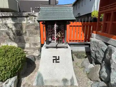 慈眼院の{uncategorized: "未分類", other: "その他", undefined: "問題あり", building: "その他建物", grave: "お墓", sacred_gate: "鳥居", guardian: "狛犬", statue: "像", buddha: "仏像", history: "歴史", nature: "自然", garden: "庭園", animal: "動物", pagoda: "塔", temizu: "手水舎", mountain_gate: "山門・神門", sanctuary: "本殿・本堂", subordinate: "末社・摂社", art: "芸術", scenery: "景色", jizo: "地蔵", ema: "絵馬", goshuin: "御朱印", omikuji: "おみくじ", items: "授与品その他", amulet: "お守り", goshuincho: "御朱印帳", eats: "食事", festival: "お祭り", votive_dance: "神楽", shichigosan: "七五三参", wedding: "結婚式", experience: "体験その他", initially: "初詣", around: "周辺", anti_infection: "感染症対策"}
